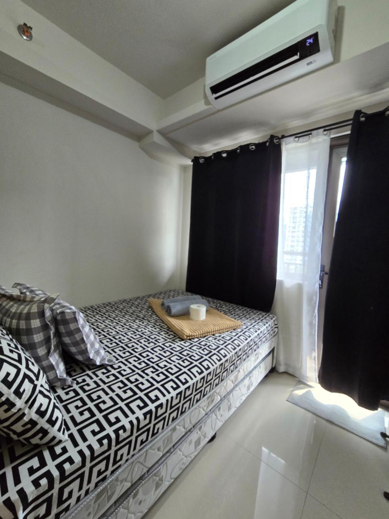 Ezbeds Near Mall Of Asia Manila Exterior photo